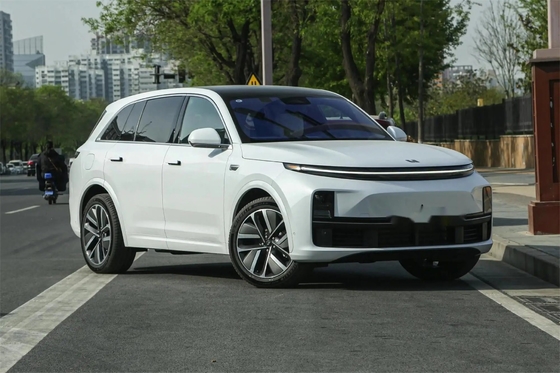 Li Auto L7 Air 5-Sitzer 1.5t 40.9kwh 4WD Midsize bis Full-Size SUV mit Anpassung