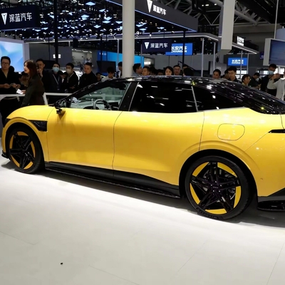 2024 Zeekr 007 Awd Elektroauto mit Langstrecken- und Multi-Link-Unabhängiges Fahrwerk