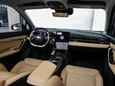 Lebensdauer ≤ 1 Jahr Geely Boyue L Energiefahrzeuge Autos Benzin SUV für Straßenbedingungen