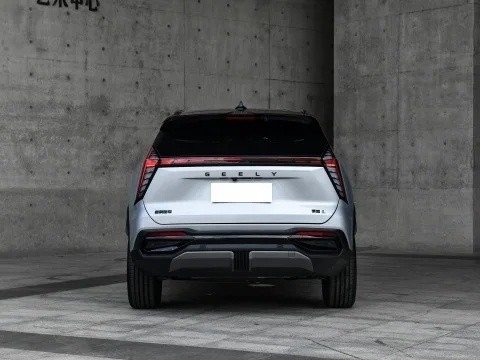 Lebensdauer ≤ 1 Jahr Geely Boyue L Energiefahrzeuge Autos Benzin SUV für Straßenbedingungen