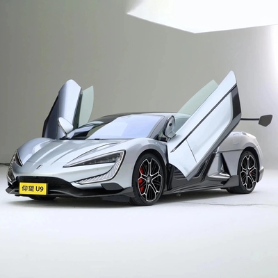 Maximalgeschwindigkeit 300km/h Linkslenkung Byd Rein elektrischer Supercar Yangwang U9 Hot Model