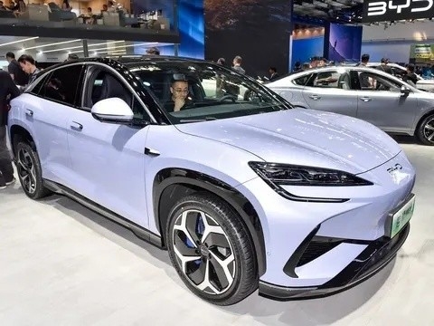 Linkslenken 2024 Byd Sea Lion 07EV mit 610 km elektrischer Reichweite und 235/50 R19 Reifengröße