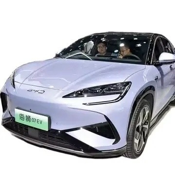 Byd Sea Lion 07 EV 2024 610km 550km Langstreckenstrecke 225km/h Hochgeschwindigkeit FWD Kompakter SUV mit zwei Motoren