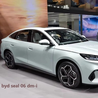 Maximalgeschwindigkeit 180km/h 2024 Byd Seal 06 Dm-I Hybrid Phev Technologie in Byd Elektroauto eingeführt