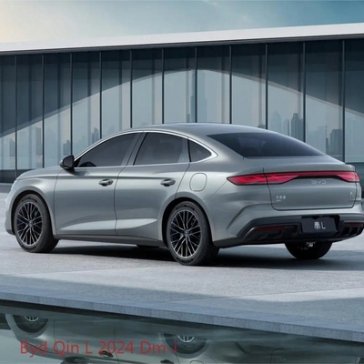 Klimagerät BYD-Qin L 2024 DM-I 80 km Führendes Modell mit Front 4 Rear 2 Radar System