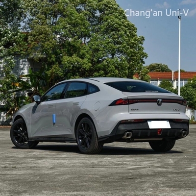 2023 Changan Uni-V Intelligentes Elektro Idd Plug-in Hybrid 1,5 t 113 km Kompaktfahrzeug