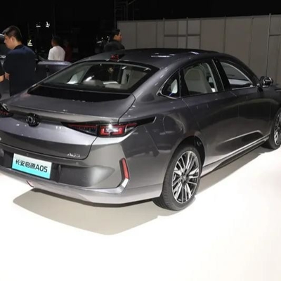 Sedan Chang ist ein chinesisches Elektroauto mit 6,8 Sekunden 0-100 km/h Beschleunigung.
