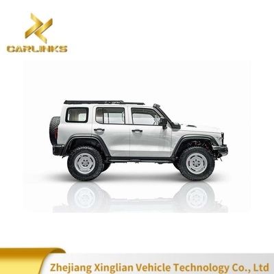 Tank 300 4WD Benzin Offroad Gebrauchtwagen 2.0T Challenger Hubraum Ml 1967 in Schwarz