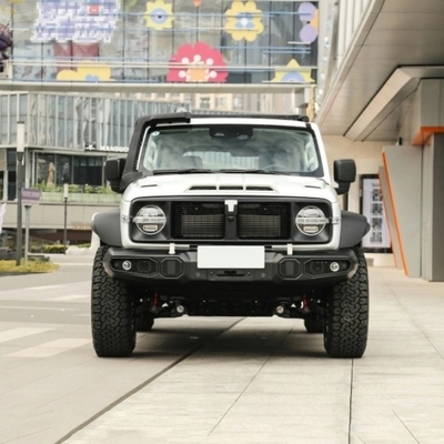 Benzinbehälter 300 2023 Modell 2.0t Iron Rider 02 SUV Fahrzeug mit mechanischem Bremssystem