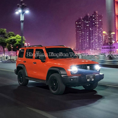 Hubraum 2.0-2.6L Automatischer Tank 300 500 4WD 5-Sitzer City Edition SUV Offroad