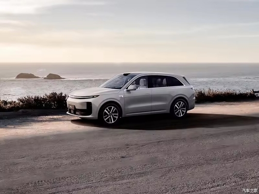 2024 Lixiang L6 Familienwagen Luxus-Elektro-SUV 5 Sitzplätze Hybrid-Energie Vorverkauf Vierräder
