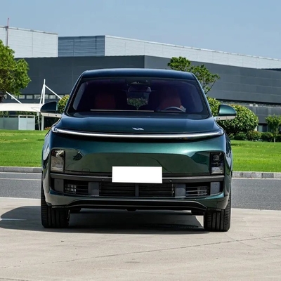 Stock Lixiang L9 Gold Energie Elektro Hybrid Auto Weiß Innenraum 5 Türen 6 Sitz SUV