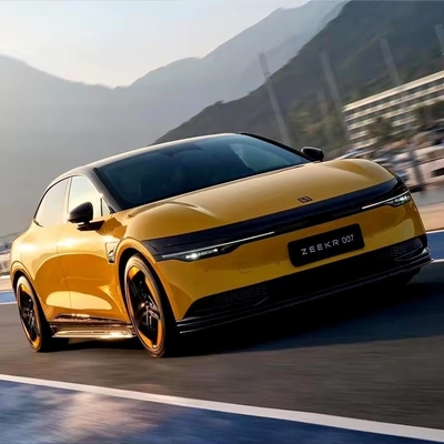 Spannung 72V Geely Zeekr 007 2024 2023 Jahr EV Awd 100kw Heckantrieb 75kwh Elektroauto