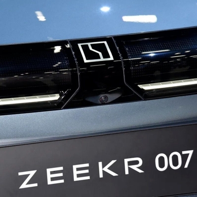 Zeekr 007 2024 4WD 75kwh 100 Kwh EV-Auto reine elektrische MID-Size-Auto Hinterfederung Form