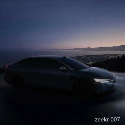 2024 Zeekr 007 Elektroauto 2WD Hochgeschwindigkeit 210km/h Fünf-Sitzer BEV für 5 Passagiere Hergestellt