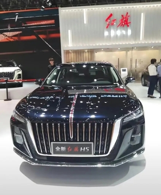 Elektrische 5-Sitzer 5-Tür-Energiefahrzeuge Hongqi H5 2024 1,5 t HEV Qiling Kompakt-SUV