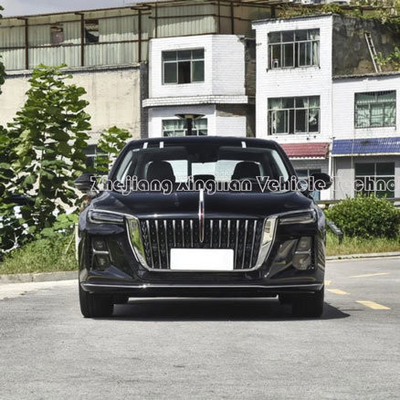 Hongqi H9 2022 2.0t Zhilian Qichang Version Weißer Hybridwagen für eine höhere Leistung