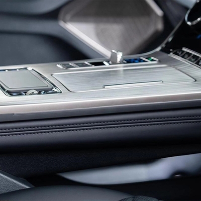 2023 Hongqi H9 Chinesisches Kraftstofffahrzeug 2,0 t/3,0 t Sport Luxus 5-Sitzer weißer Automobil