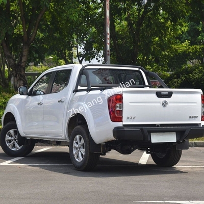 Gelber Dongfeng Benzin 4*4 mit Handgetriebe für den Güterverkehr