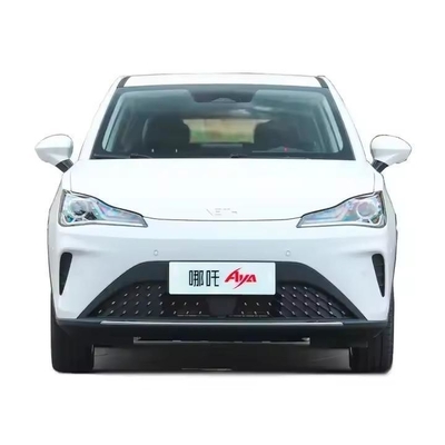 Geschlossene Karosserie Neta Nezha Aya's 2023 Small SUV mit Langstrecken von 318 km und 401 km