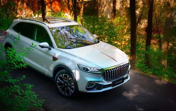 Erweiterte Benzin Luxury Hongqi HS5 Gaswagen 2,0t 185kw Elektromagnetische Bremsanlage