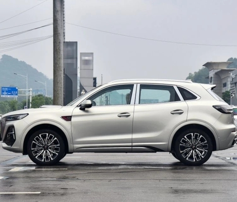 Weißer 2,0t Hongqi HS5 Linkshand-SUV Euro VI Chinesischer Familienwagen Kraftstoff-SUV Max-Geschwindigkeit 230km/h