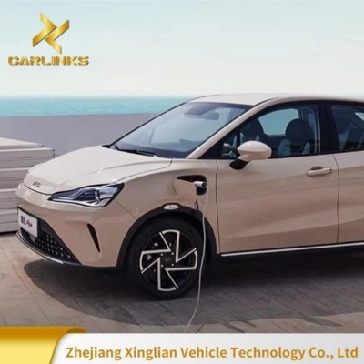 2023 Nezha Aya Pure EV Energiefahrzeug 401km Elektroauto mit mehreren Farben