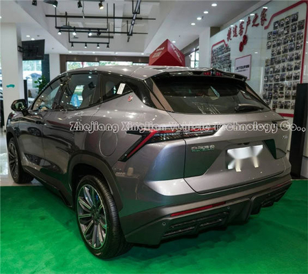 SUV Jietu X70 Plus Dasheng 1,5 t 2,0 t Benzinwagen 5 Sitzplätze und 7 Sitzplätze mit geringer Kilometerleistung