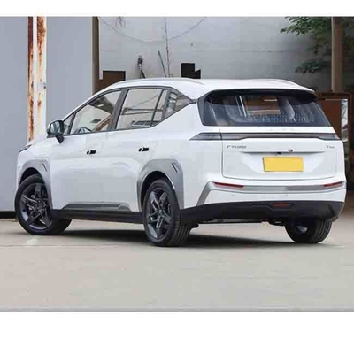 2023 GAC Aion Y SUV Elektrofahrzeug mit 100kw/176nm R17 Lithium-Eisen-Phosphat-Batterie