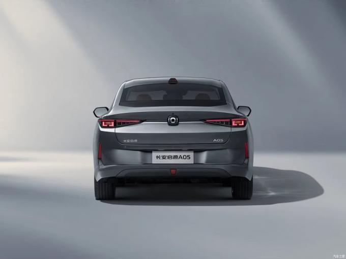 Pre Sale 2024 Hot New Cars Chang′an Qiyuan A05 70 PRO 145 Air Hybrid Electric Cars New Energy Vehicles Changan Qiyuan A05