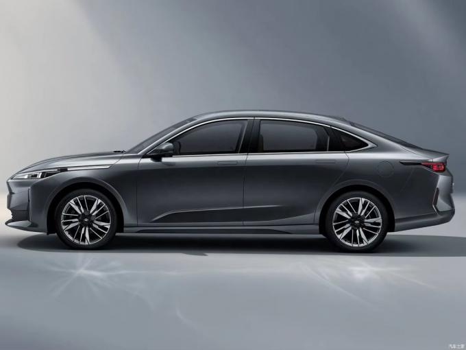 High Quality Good Price Hybrid Electric Car Latest Model Chang′an Qiyuan A05 Large Sedan Air Plug-in Hybrid EV  Car